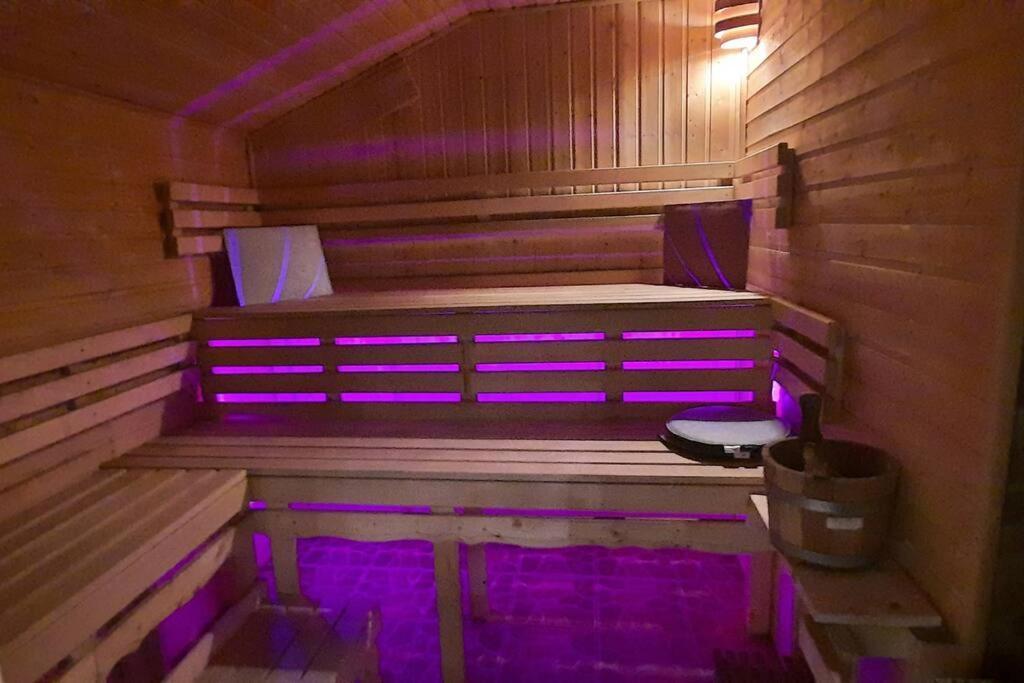 Bungalow Mit Sauna In Einer Ruhige Wald Lage. Grossnaundorf Dış mekan fotoğraf